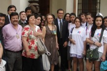 Estudiantes de La Unión junto al ministro Hinzpeter
