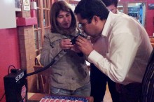 Profesionales del SENDA Atacama han recorrido diversos pubs y restaurantes de Copiapó