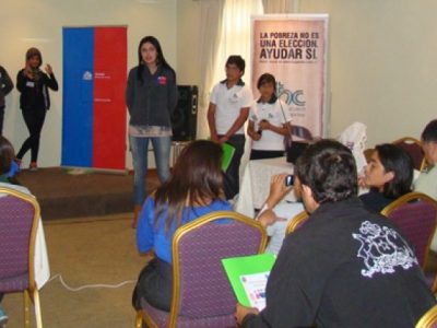 En Iquique capacitan a 100 alumnos en información sobre drogas