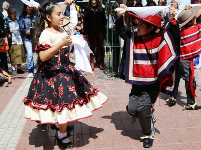 Con «esquinazo» SENDA Antofagasta llamó a prevenir accidentes en Fiestas Patrias