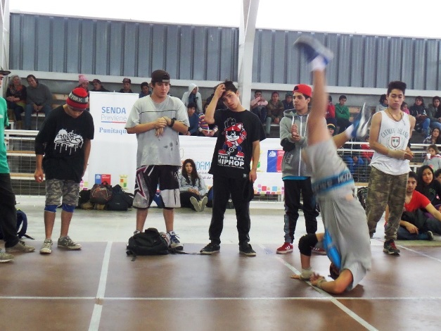 Previene Punitaqui se reúne con jóvenes en encuentro de breakdance
