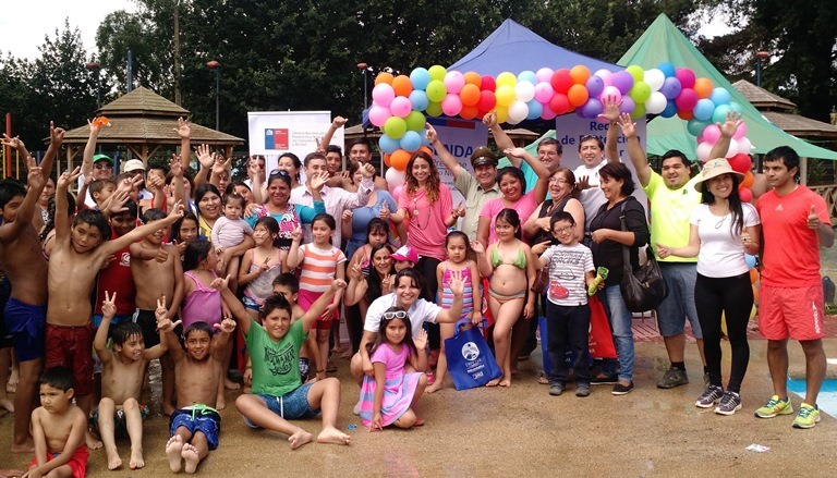 Río Negro promueve campaña de verano en piscina municipal