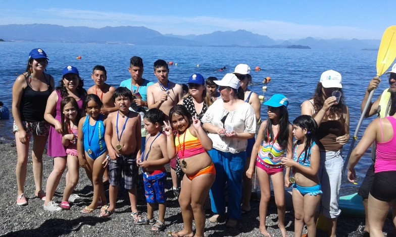 Niños y jóvenes disfrutaron actividades recreativas en balneario de Puerto Nuevo