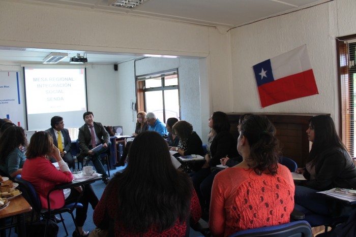 SENDA Los Ríos realizó Primera Mesa Regional de Integración Social