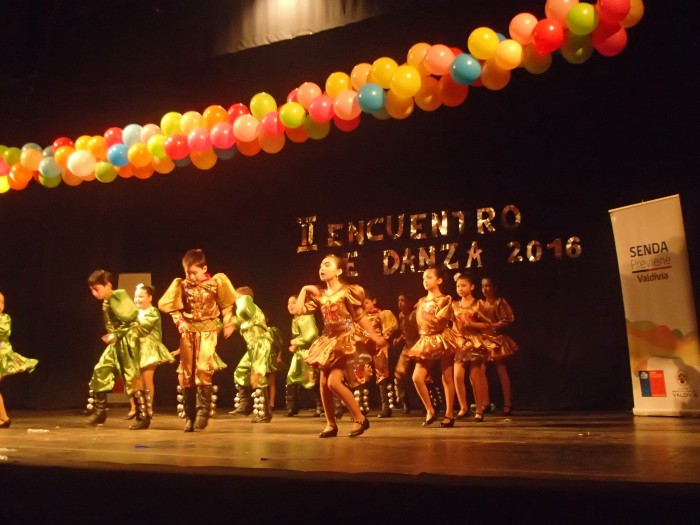 SENDA Previene Valdivia realizó II Encuentro de Danza en torno a la Prevención