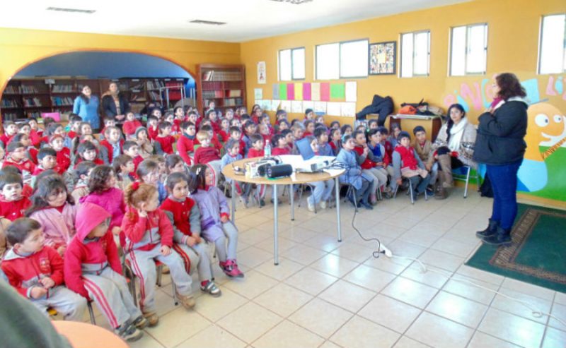 Niños y niñas de Algarrobo aprendieron conversando sobre prevención y autocuidado