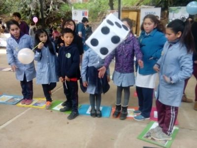 Niños y niñas de Olmué celebraron su día jugando y bailando por la prevención
