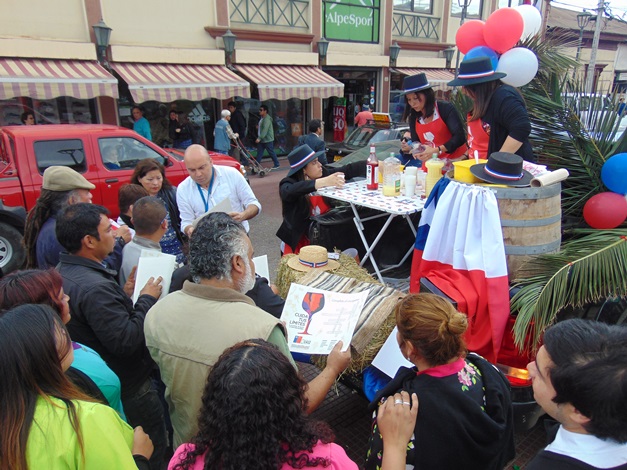 El «Bar Móvil Sin Alcohol» recorrió las calles de La Serena en Fiestas Patrias