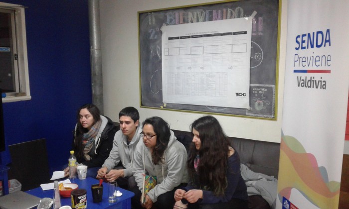 SENDA Previene Valdivia y TECHO realizarán talleres de prevención de alcohol y otras drogas a padres y niños del Campamento Girasoles