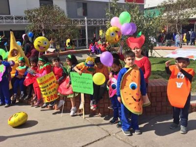 Jardín Infantil «Papalote» finaliza programa preventivo con marcha por la alimentación saludable