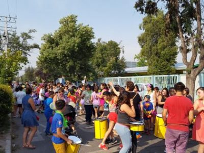 Más de 300 personas participan en Carnaval Preventivo en La Cisterna