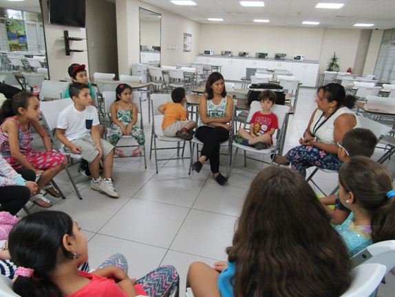 SENDA Previene Vitacura difunde campaña con niños y niñas de programa «EntreTardes»