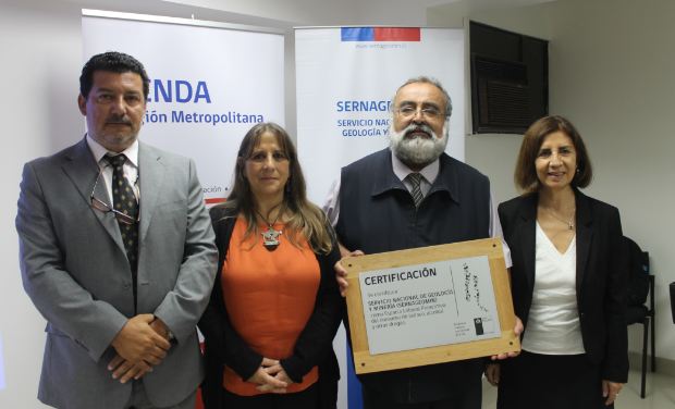 SENDA entrega certificación inicial a Sernageomin por programa «Trabajar con Calidad de Vida»
