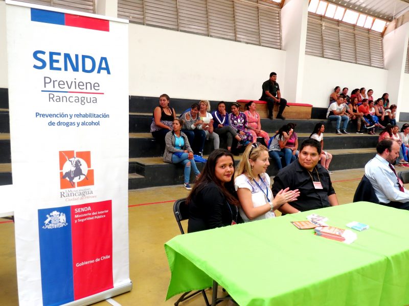 SENDA Rancagua participa en Feria de Servicios en Centro Penitenciario
