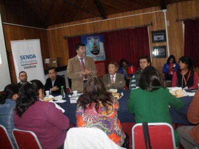 SENDA Previene Valdivia realizó 1ª Comisión Comunal de Alcohol y otras Drogas