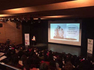 Padres, madres y apoderados se capacitan en seminario de Vitacura