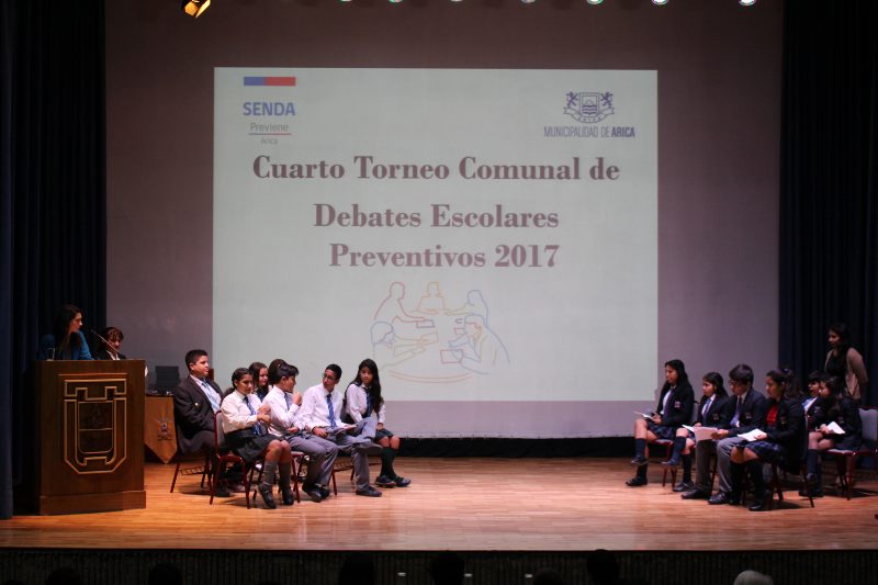 Escuela Gabriela Mistral es el representante para el Macro Zonal estudiantil de Debates Preventivos