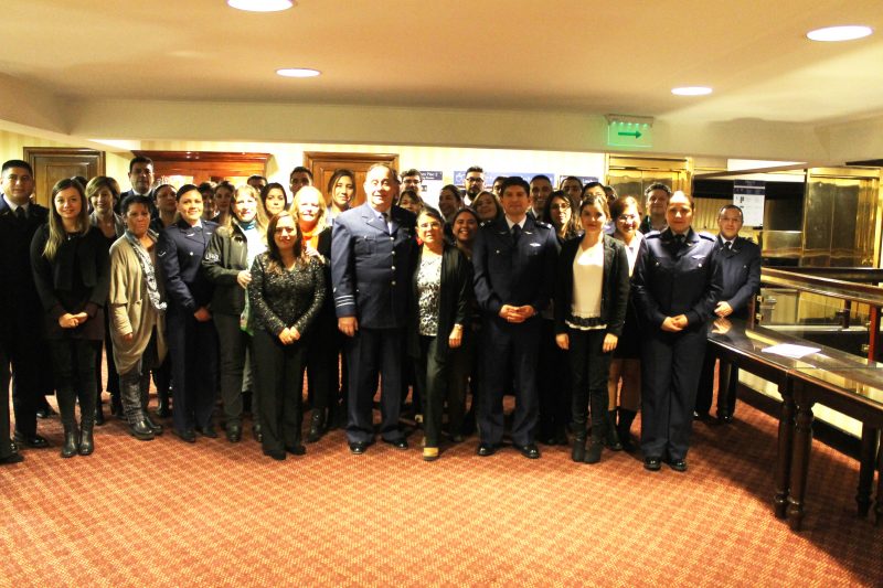 SENDA capacita a la Fuerza Aérea de Chile en prevención de drogas y alcohol