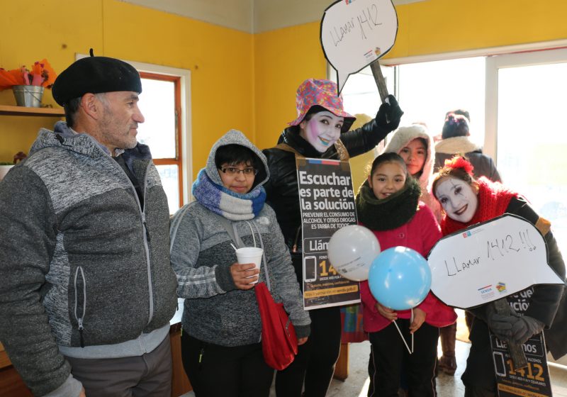 SENDA Aysén Lanzó Campaña de Prevención en Feria «Las Quintas» de Coyhaique