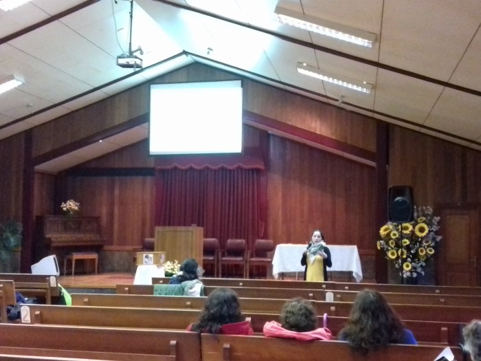SENDA Previene Valdivia realizó charla a fieles de Iglesia Adventista Alborada