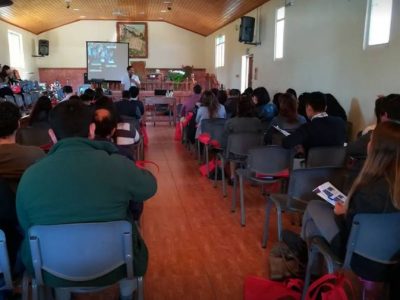 Organizaciones sociales asisten a Seminario de Habilidades Preventivas en Isla de Maipo