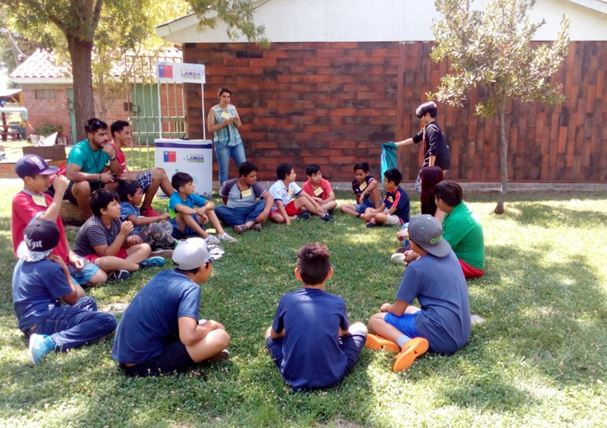 Ñiños, niñas y adolescentes de Lampa se informan sobre campaña de verano