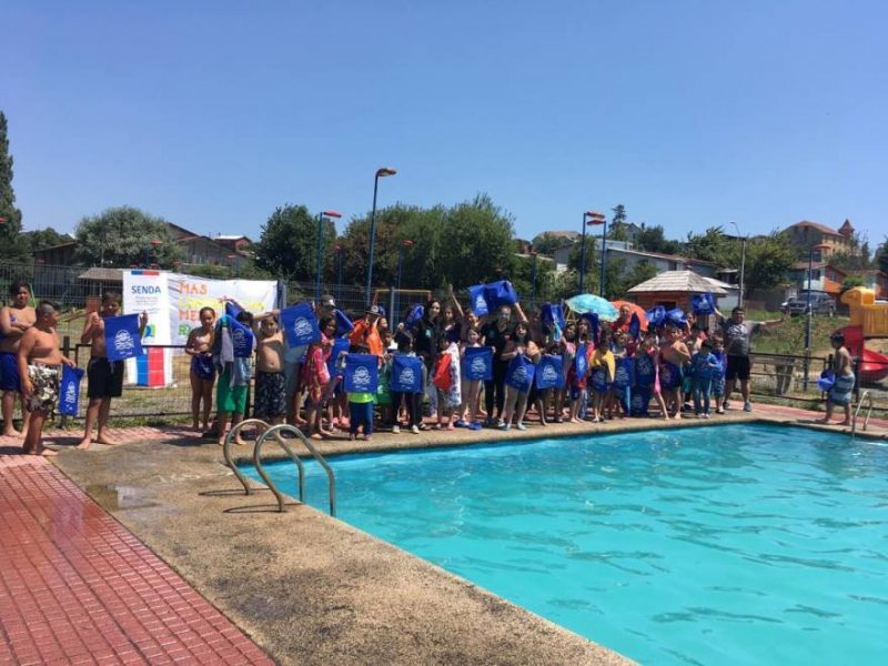 SENDA Previene Río Negro realizó jornada recreativa en piscina municipal