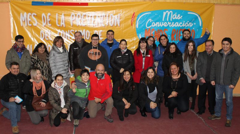 Adultos de Magallanes reflexionaron sobre el rol de la comunidad en la prevención del consumo de drogas