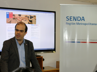 Director Carlos Charme realizó visita a Dirección Metropolitana de SENDA y saludó a equipos Previene