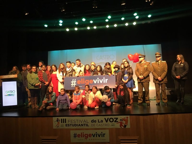 Exitoso Festival de la Voz Estudiantil Elige Vivir Sin Drogas se realizó en Castro