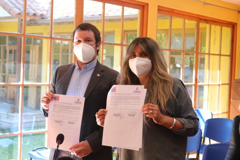 SENDA O’Higgins firma convenios de colaboración con Quinta de Tilcoco y Doñihue