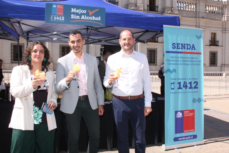 Con stand de bebidas saludables, SENDA conmemora Día Mundial sin Alcohol