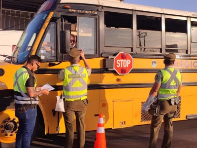 Conductores de buses escolares fueron controlados en operativo de SENDA