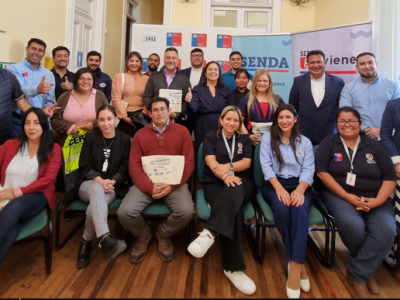 Empresas y servicios públicos se suman al programa laboral preventivo de SENDA Tarapacá
