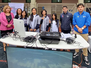 Escuela Paula Jara Quemada desarrollará programas radiales preventivos