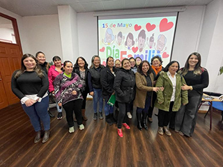 SENDA conmemoró Día de las Familias destacando rol de parentalidad positiva
