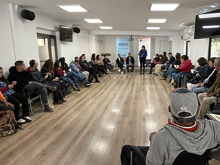 Personas usuarias de la Oficina Socio laboral de la RM participaron de actividad por el Día Internacional del Trabajo: experiencias y sueños fueron protagonistas