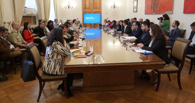 Ministro (s) Monsalve y directora de SENDA encabezan reunión de autoridades de SAT Drogas