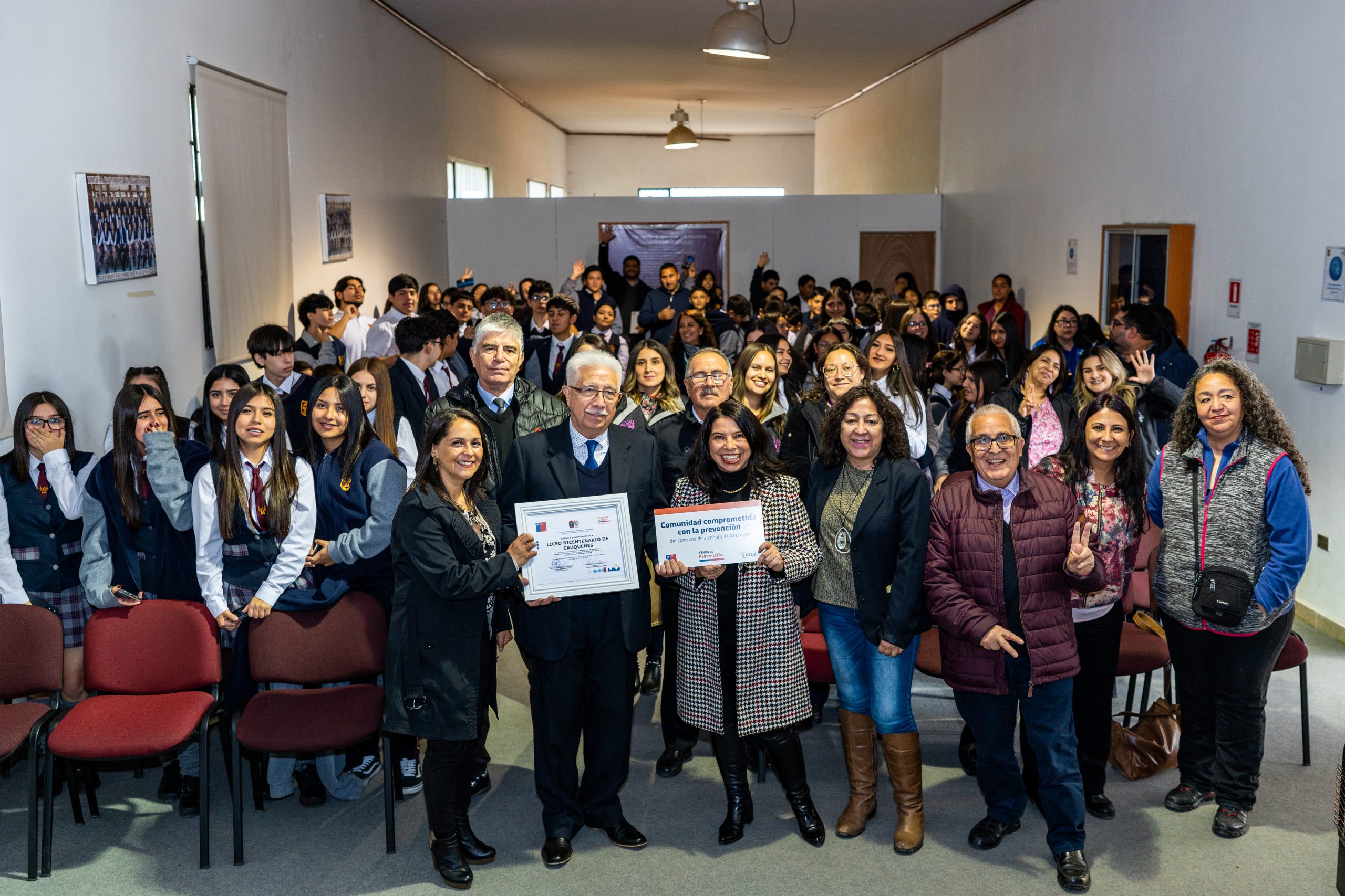 Con distinciones a establecimientos educacionales parte año escolar preventivo en el Maule