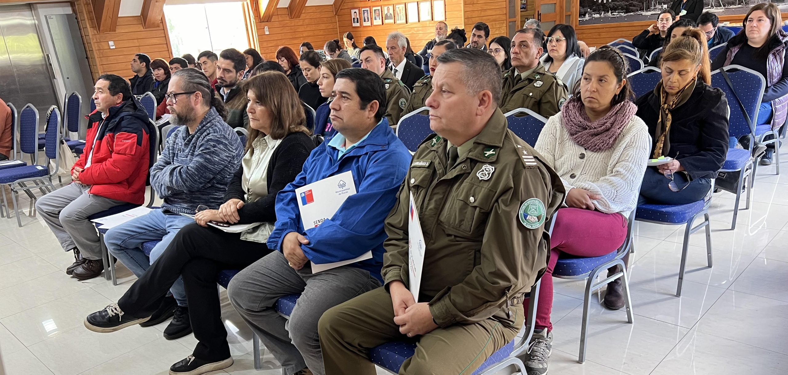 Realizan seminario sobre detección y abordaje de consumos en el sistema escolar en Pucón