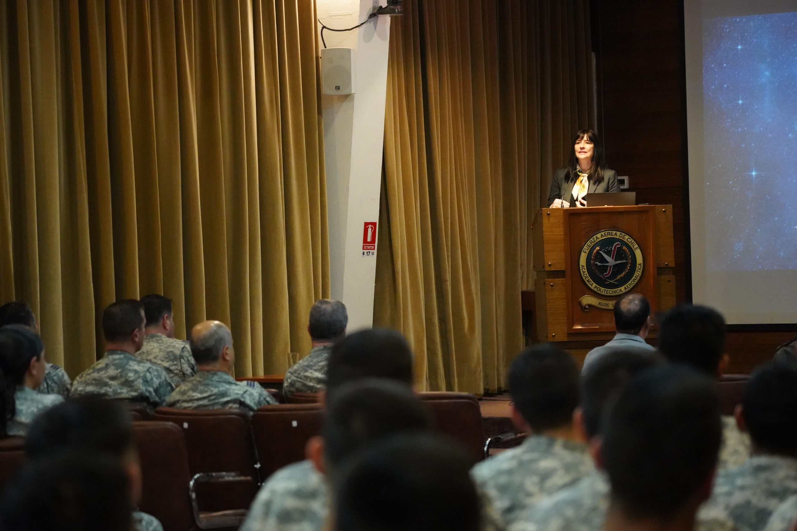 SENDA formará a 5.000 efectivos de la FACH en prevención del consumo de alcohol y otras drogas