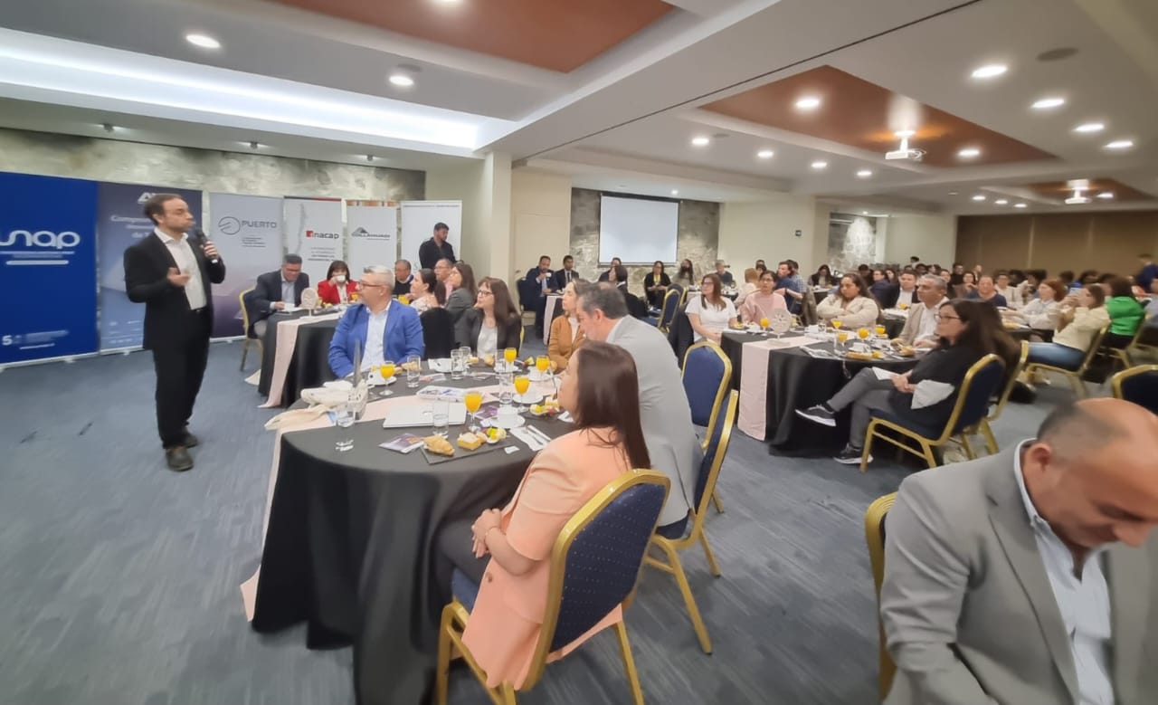 SENDA Tarapacá junto a diario La Estrella de Iquique realizan jornada sobre estigma