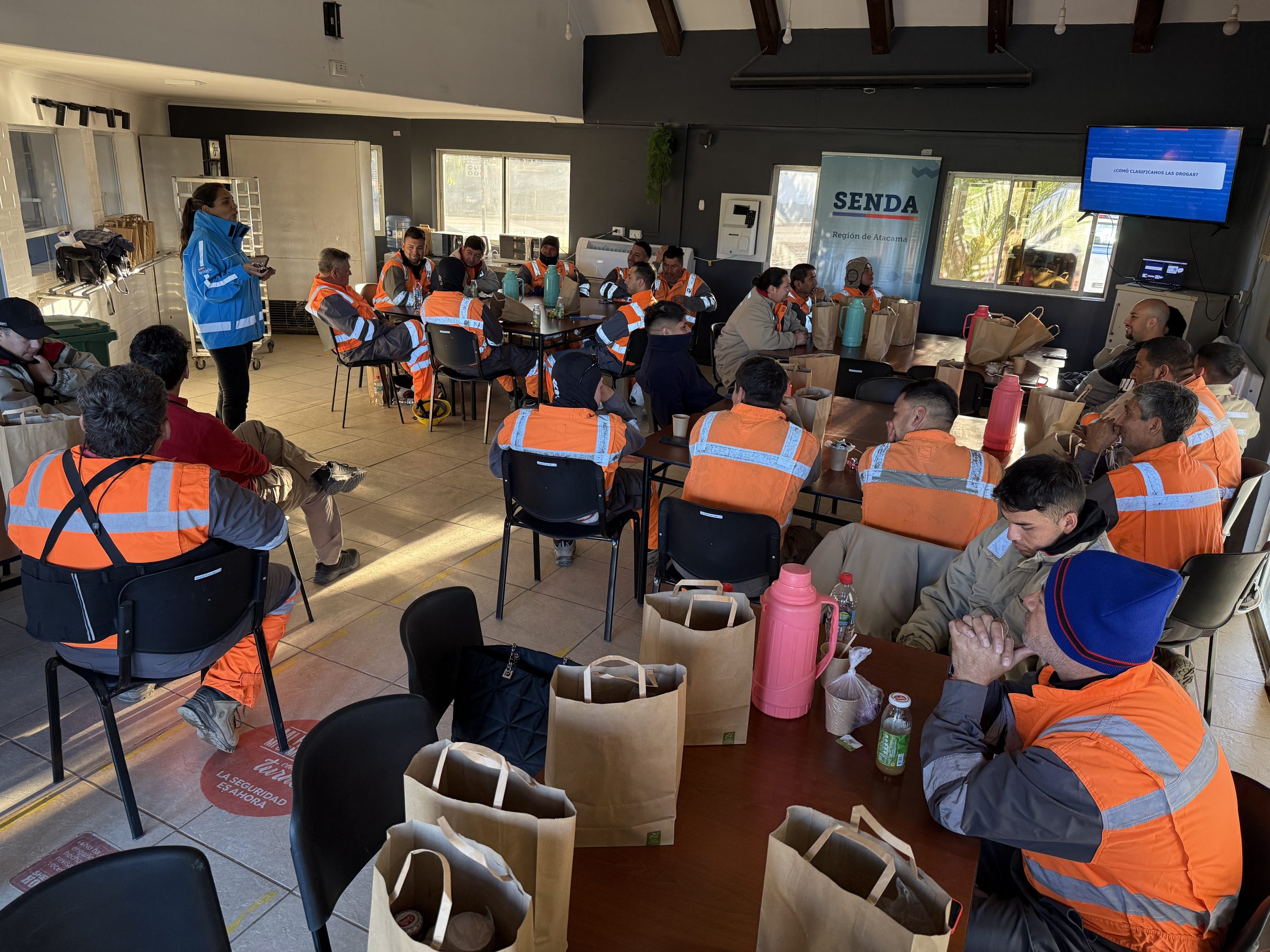 Continúan los talleres preventivos de SENDA Atacama en empresas mineras de la región