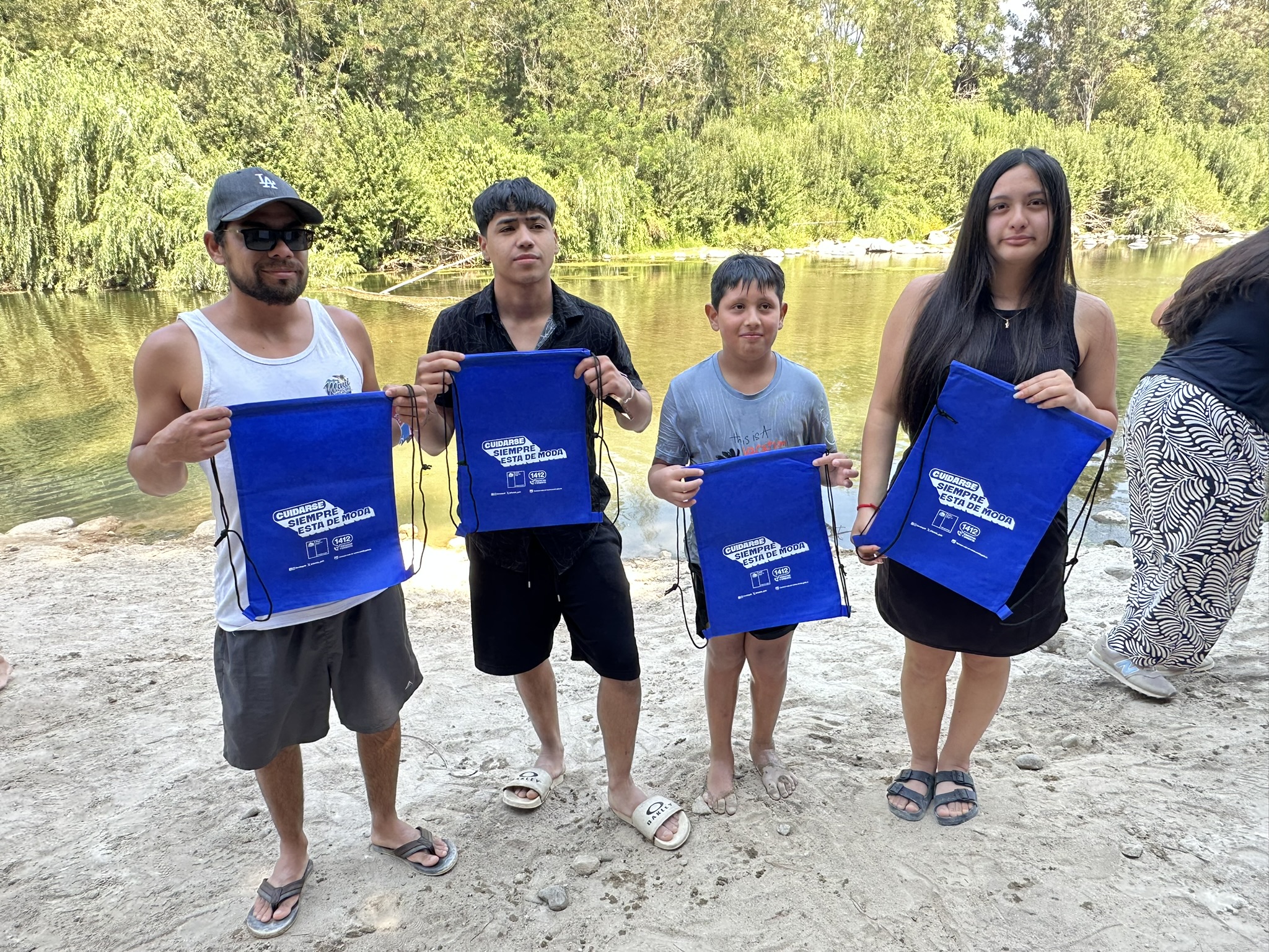 Campaña de verano “Cuidarse siempre está de moda” llegó hasta balneario de Potrero Grande