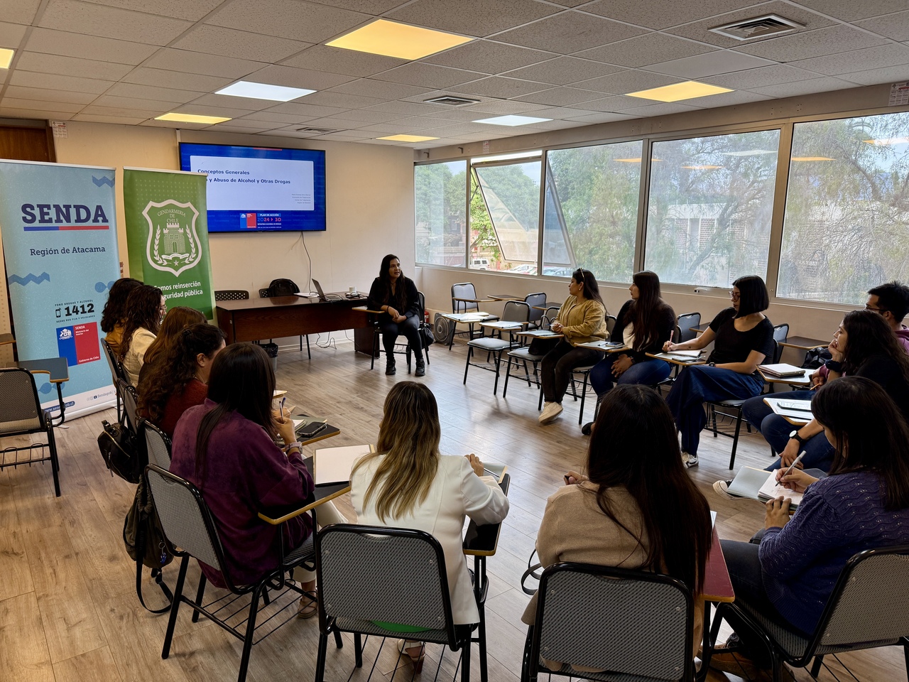 SENDA Atacama realizó jornada de trabajo con personal de Gendarmería